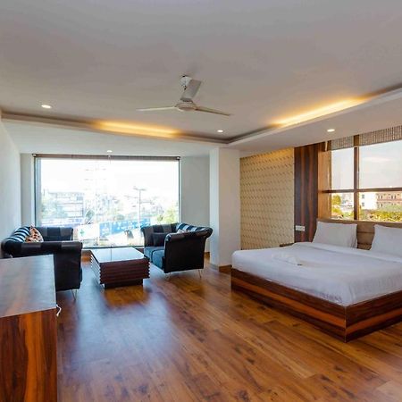 Hotel Doon Dehradun Luaran gambar