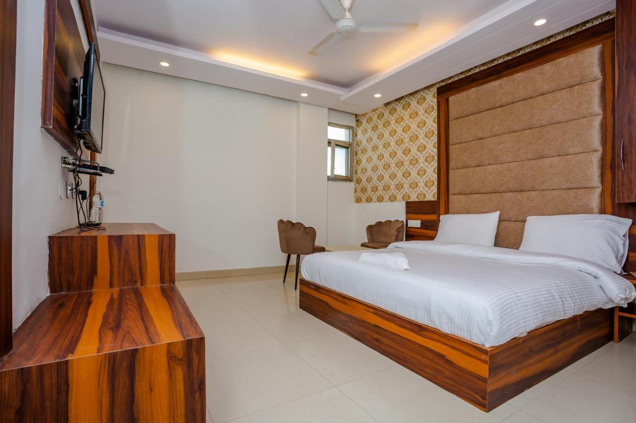 Hotel Doon Dehradun Luaran gambar