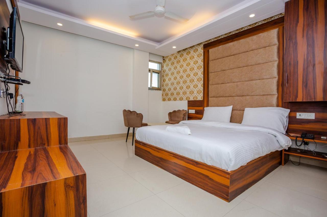 Hotel Doon Dehradun Luaran gambar