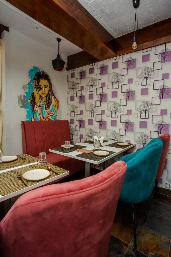 Hotel Doon Dehradun Luaran gambar