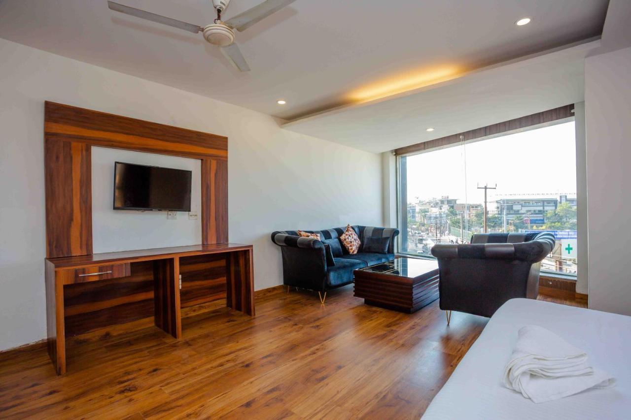Hotel Doon Dehradun Luaran gambar