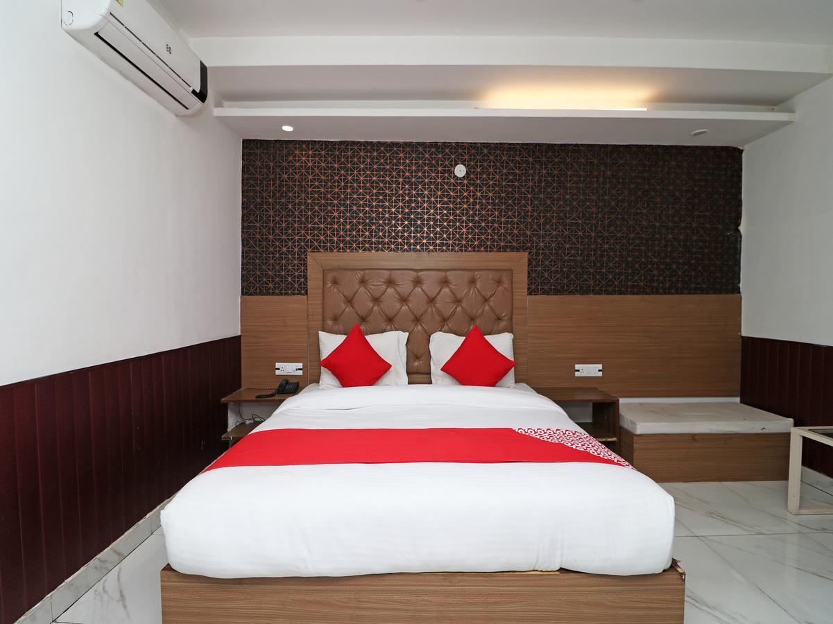 Hotel Doon Dehradun Luaran gambar